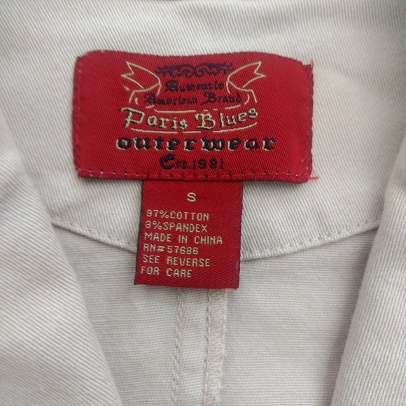 Paris Blues outerwear - Picture 2 of 3